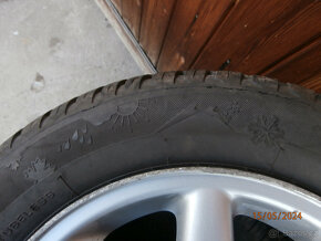 sada celoroční 185/60R 14 s orig.Alu disky vw - 6