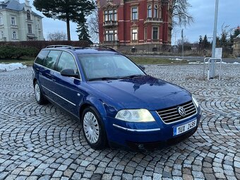 VW Passat 1.9 Tdi 4Motion - 6