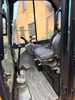 Bagr JCB 8035 ZTS, cca 3,5 t, r. v. 2007 - 6