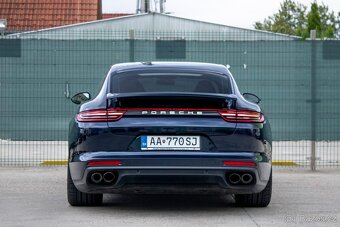 Porsche Panamera 4 E-Hybrid 4x4 A/T - 6