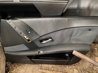 BMW E60/61 tapce - 6