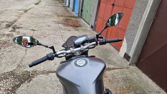 Yamaha mt 09 - 6