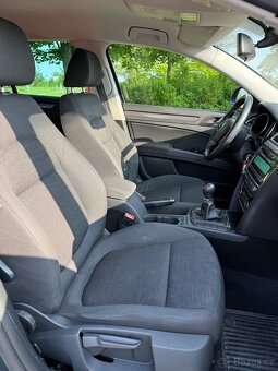 Škoda Superb Combi FL 2,0TDI, CZ, tažné - 6