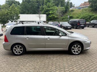 Peugeot 307, 1.6HDI, 80kw 7 míst Tažné 1.3T - 6