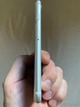 Apple 8 - 6