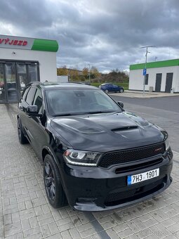 Pronájem Dodge Durango 6.4 SRT - 6