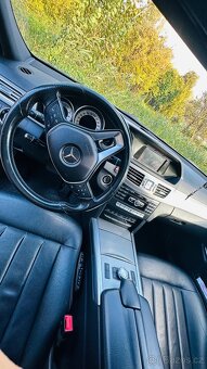 Mercedes Benz E250 - 6