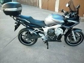 Yamaha FZ6 Fazer - 6