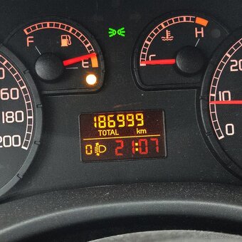 FIAT PUNTO 1,2 8v  2007 KLIMATIZACE, CITY-SERVO, ALU, TOP - 6