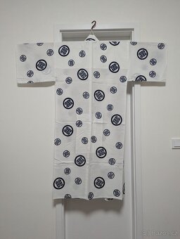 Bavlněná pánská yukata - bílá s mony (2) - 6