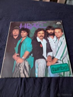 prodám 6ks lp vinyl cena za vše Cena za ks 200kč - 6