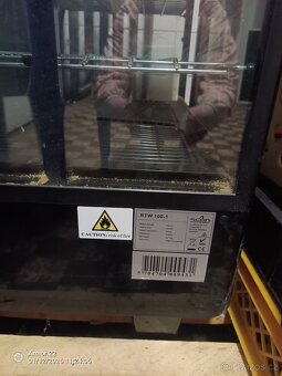 Robot, Lednice, Chladící vitríny - 6