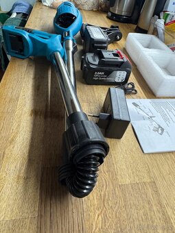 Aku foukač na listí - 6