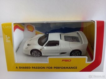 BBURAGO-FERRARI 1:43-F50,GTB4,458SPECIALE,F12BERLINETTA - 6