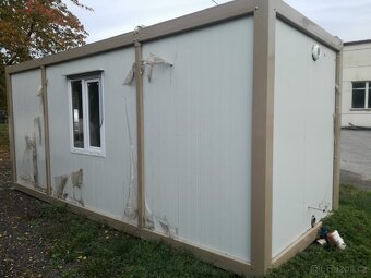 Vybavený obytný kontejner se sanitou a kuchyňkou - 6