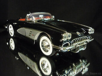 Chevrolet Corvette 1958 Motormax 1/18 - 6