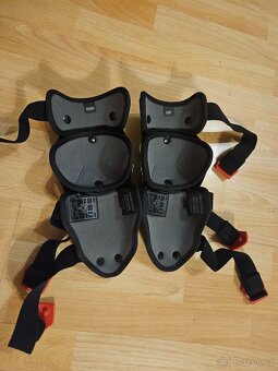 Chrániče kolen Acerbis EVO - 6