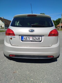 Kia Venga 1.6 16v 92kw r.v 2010 - 6