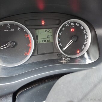 Škoda Fabia 2 krátká 101tis km 1.4 16V MPI - 6
