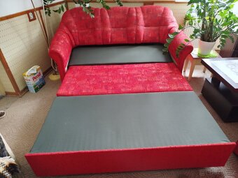 Skoro nová červená sedací souprava - 6