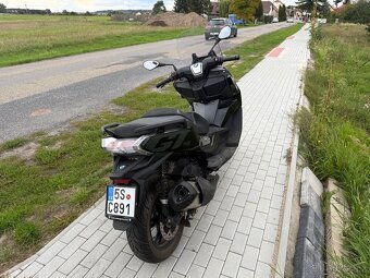 BMW C400 GT Triple Black - MAX VÝBAVA - 6