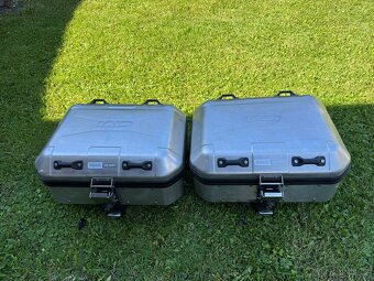 Honda X-ADV - boční kufry a držák GIVI - 6