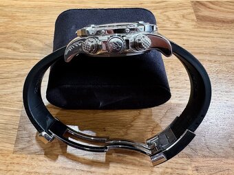 Breitling Super Avenger - 6