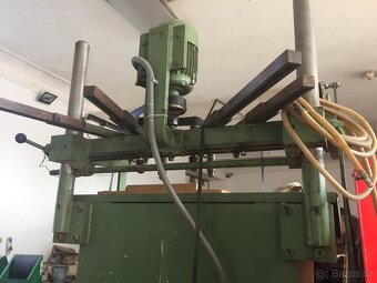 Vícevřetenová vrtačka přestacitelná - 6