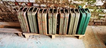 Kanystr plechový 20l (Made in ČSSR) - 6