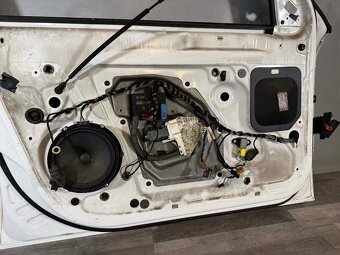 ŠKODA SUPERB 2 FACELIFT dveře LP - LF9E - 6