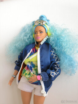 Panenka Barbie EXTRA modré vlasy Mattel - 6