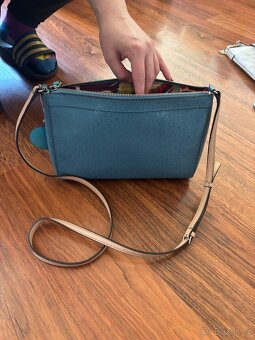 Kabelka zn . Guess orig. Crossbody novs - 6
