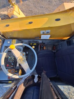 Teleskopický nakladač -manipulator JCB 525-67 - 6