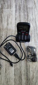 Mobilní telefon pro seniory - 6