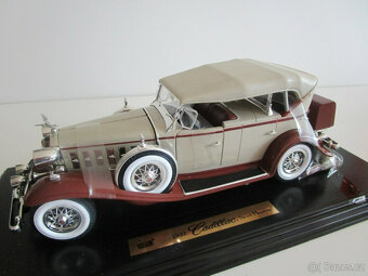 1:18 Rarita Cadillac Prestige Sport Phaeton 1932 od ANSON - 6