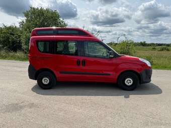 Fiat DOBLO PANORAMA 1.4i 70kw, KLIMATIZACE, NOVÁ STK, 5 MÍST - 6