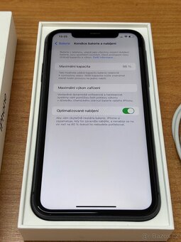 Apple iPhone 11 - 64GB Černý - baterie 98% - jako Nový - 6
