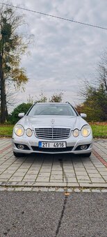 Mercedes-Benz W211 - 6