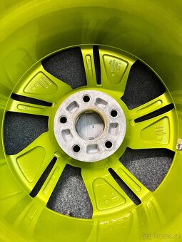 R17” 5x114,3 Honda Civic originál alu disky - Lak - TOP - 6