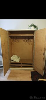 Stará pevná dřevěná ložnice - 6