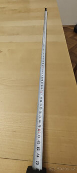 Jídelní rozkládacé stůl a 8 židlí - 6