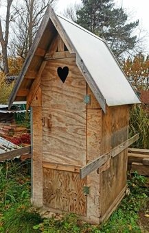 Nabízím suchý záchod - kadibudku:) - 6