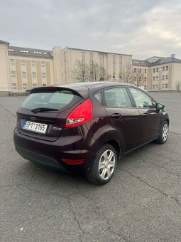 Ford fiesta - 6