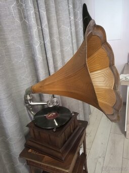 Gramofon s troubou - 6