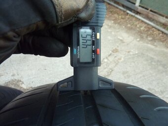 Letní pneu Michelin Saver 185 60 15 - 6