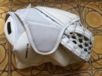 Brankářská lapačka Bauer Vapor Hyperlite 2, custom, klas. g. - 6