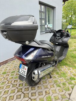 Honda silver wing 400 - 6