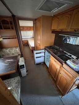 Karavan Obytný přívěs Hobby XXXXL - 6