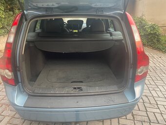 Volvo V50 2,0D 100kW Momentum - 6