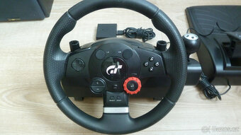 Simulátorový volant Logitech Driving Force GT, málo jetý - 6
